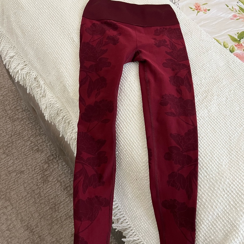 Red fablectics leggings